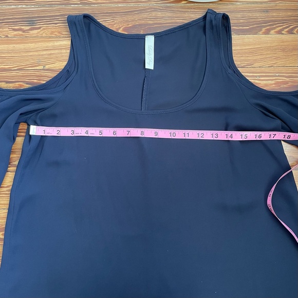 Lovely Day Navy Cold Shoulder Blouse - Picture 5 of 8